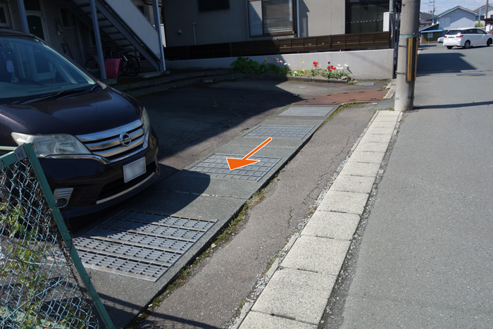 アパート前