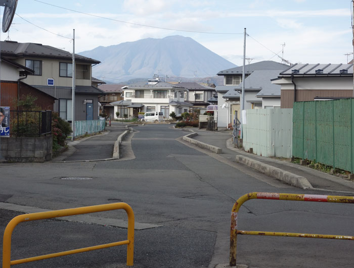 岩手山と謎の道