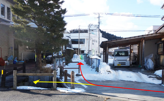 山岸せせらぎ水路分れ2