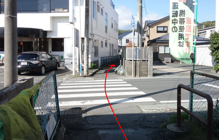 山岸の通り、小本街道