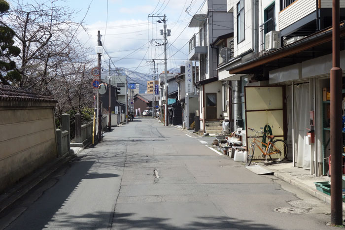 寺の下
