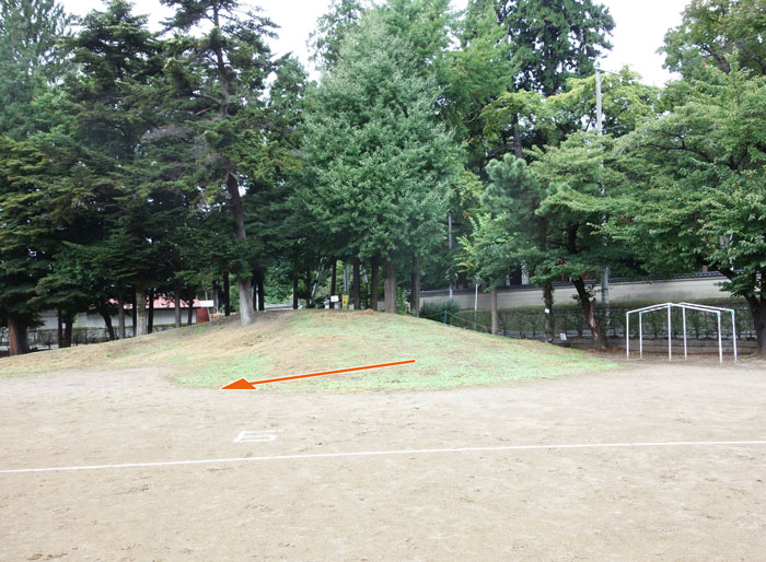 大慈寺小学校校庭
