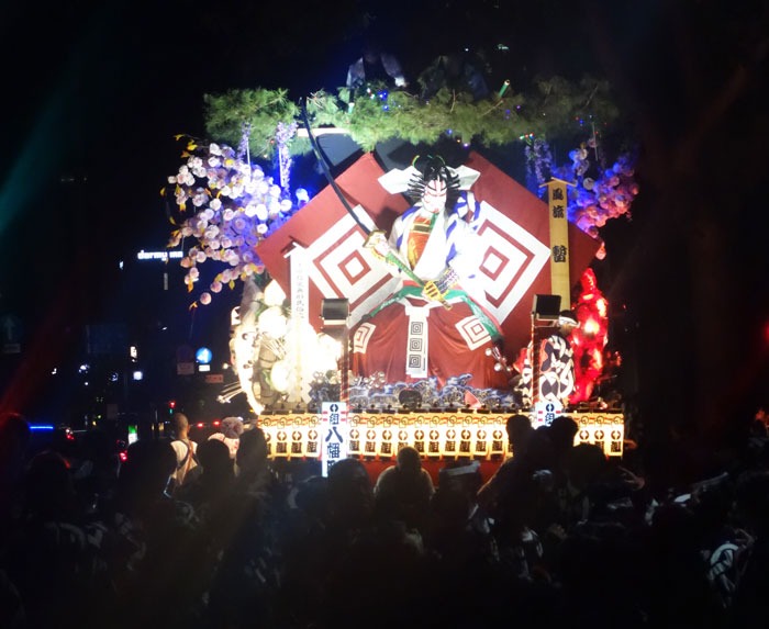 大通りパレード